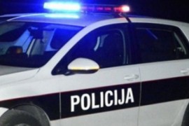Opljačkali dvije pumpe pa u bijegu pucali na policiju