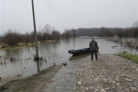 U Šamcu mirnije, Bosna u koritu