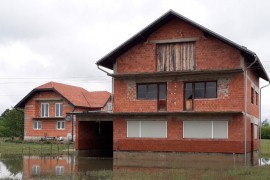 Sana pola metra ispod kote vanredne odbrane