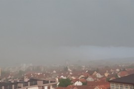 Neke dijelove Srbije pogodilo nevrijeme sa gradom