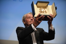 Delon primio nagradu za životno djelo na festivalu u Kanu