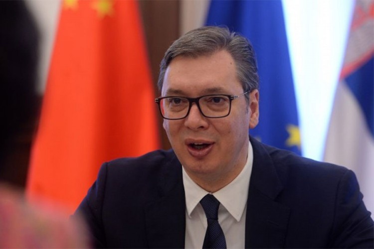 Vučić: Zabrinutost zbog čudnih dešavanja između Tirane i Prištine