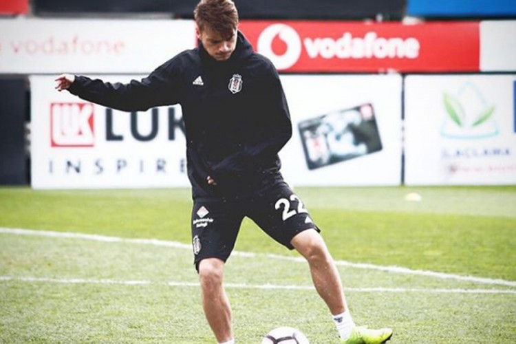 Mihajlović dovodi Ljajića u Bolonju?
