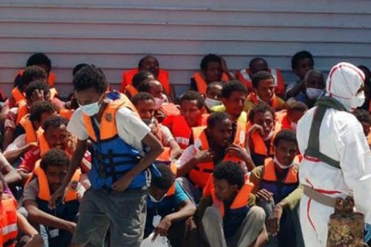 Utopilo se najmanje 70 migranata