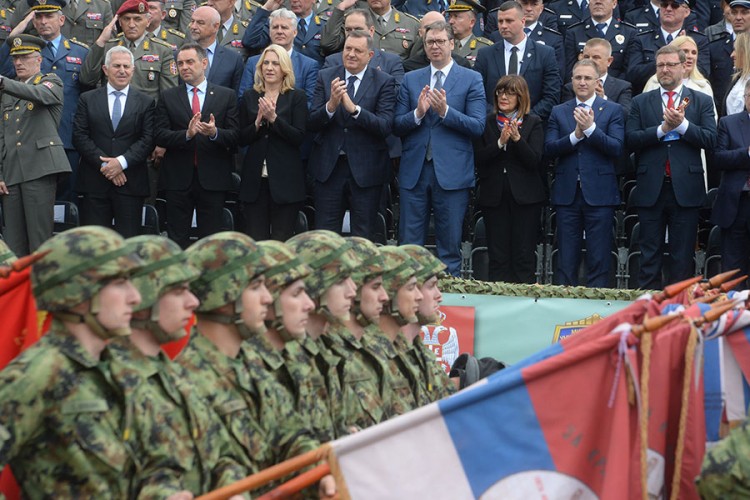 Dodik: Srpski narod bio stradalnički tamo gdje nije imao državu i vojsku