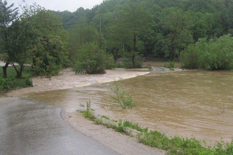 Evropu "ubija" kiša, u Sibiru "tropsko ljeto"