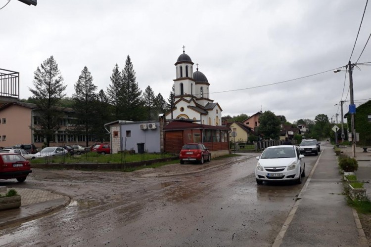 Povukla se voda iz Svodne, opada i nivo Jošavke