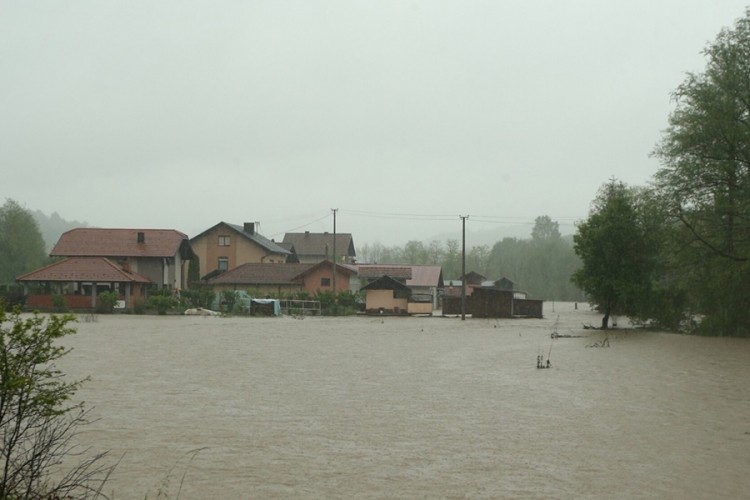 Izlila se Jošavka, zaplavljeno 20 domaćinstava