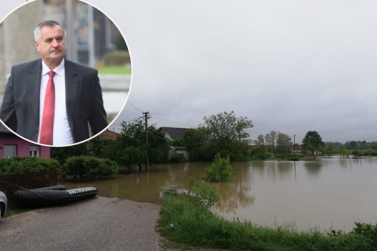 Višković posjetio poplavljena područja u Prijedoru