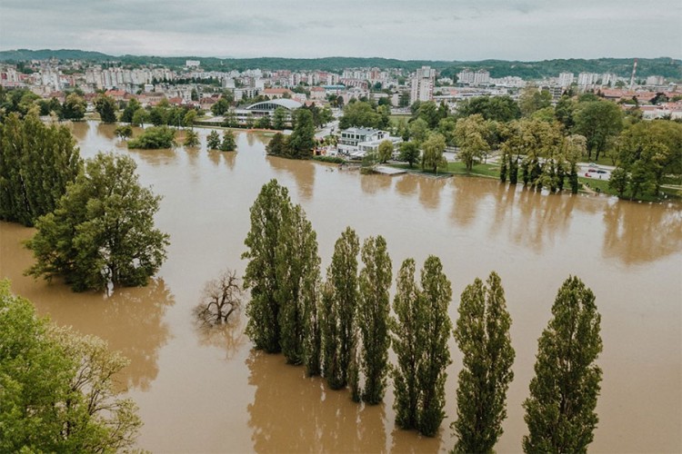 U Hrvatskoj Sava raste, Una i Korana opadaju