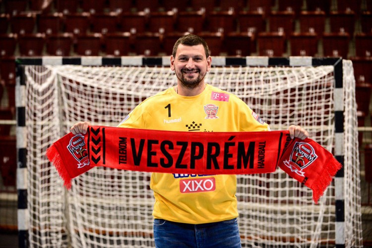 Rukometni golman Arpad Šterbik za "Nezavisne": Vesprem sanja i živi za trofej