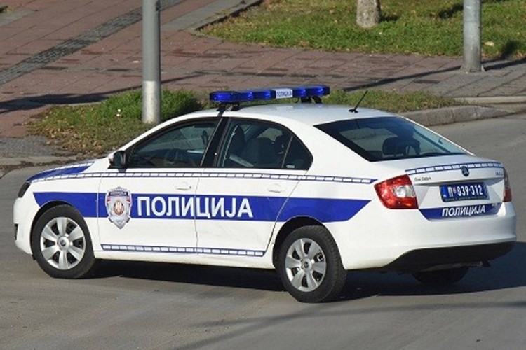 U stanu pronađena droga, oružje i municija