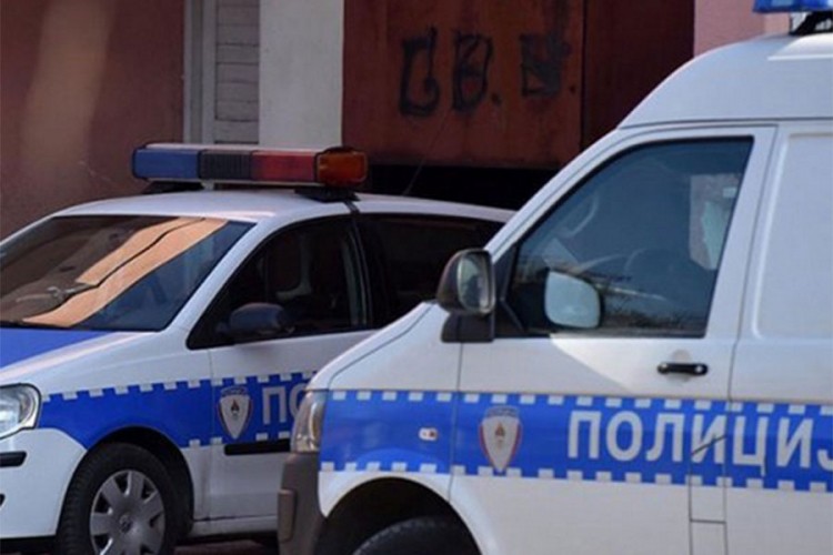 Radnici prodavnice keramike osumnjičeni za pronevjeru 25.000 KM