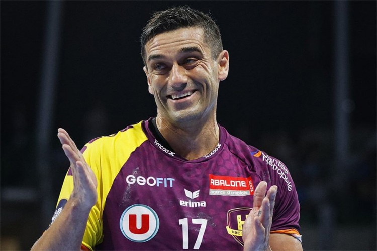 Kiril Lazarov za "Nezavisne": Da sam mogao spavao bih s loptom