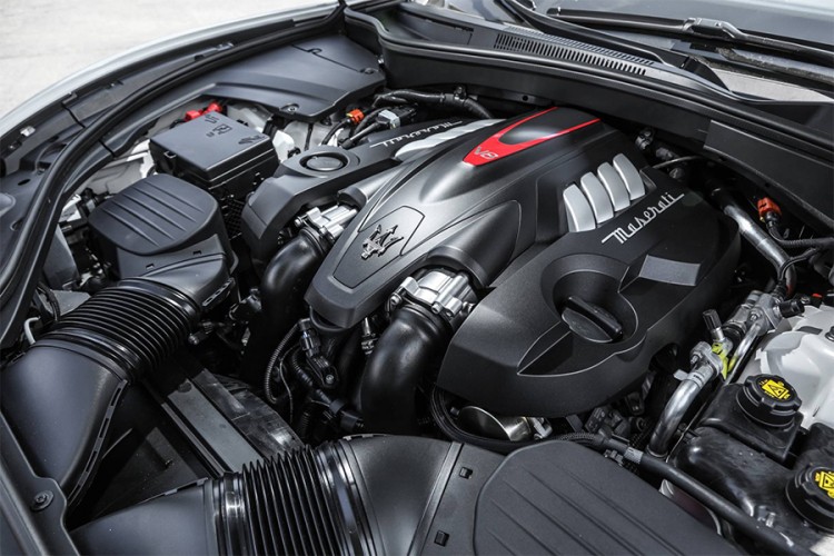 Ferrari više neće isporučivati motore za Maserati