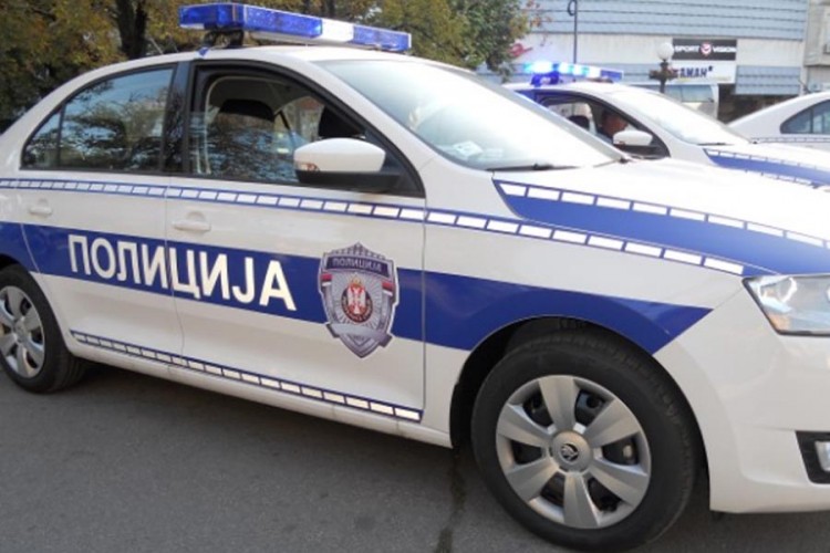 Trostruko ubistvo u Novom Sadu, ubio suprugu i njene roditelje
