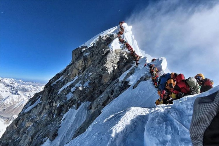 Još tri planinara nastradala na Mont Everestu