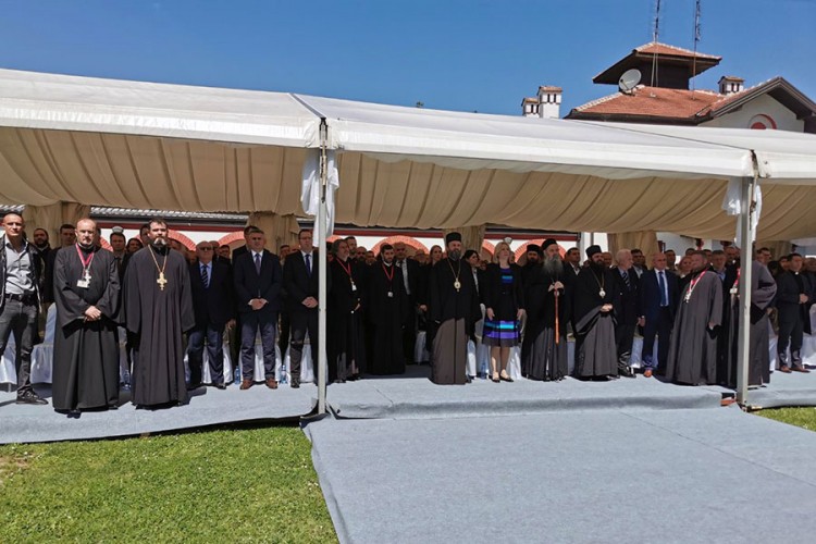 Episkop Fotije odlikovao Dodika, Cvijanovićevu i Milića