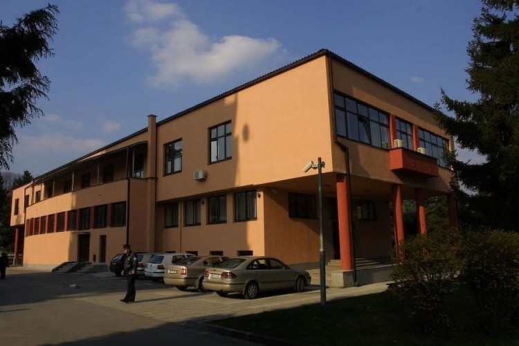Uslovna kazna za premlaćivanje doktorice
