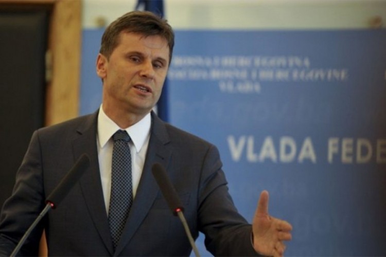 Sindikat policije podnio krivičnu prijavu protiv Novalića i pet direktora banaka