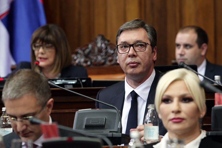 Vučić: Vreme da biramo između slatkih laži i gorke istine