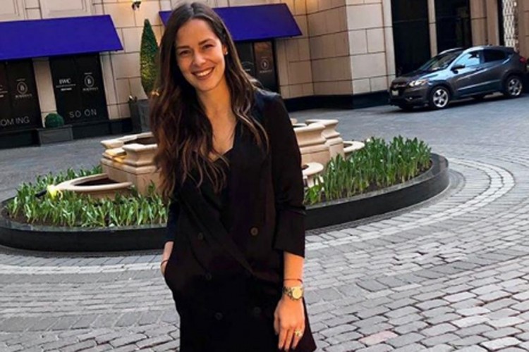 Ana Ivanović bratu za svadbu poklonila "sitnicu" od dva miliona evra?