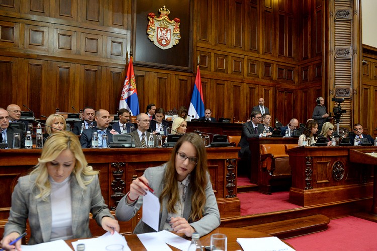 Skupština usvojila Vučićev izvještaj o Kosovu: Bez kompromisa, Albanci će napasti