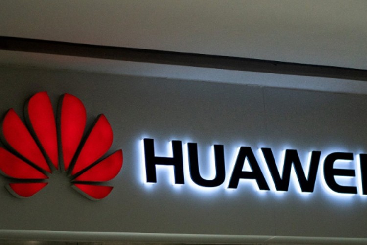 Huawei uzvraća udarac Americi