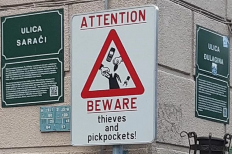 U Sarajevu postavljen znak koji upozorava na džeparoše