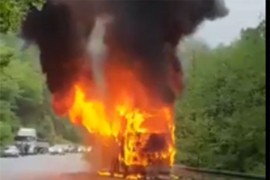 Zapalio se autobus kod Konjica, zaustavljen saobraćaj