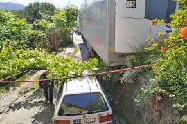 S šlepera iz BiH u vožnji se otkačila prikolica sa 30 tona tereta
