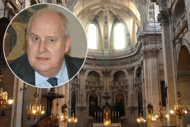 "Islamskom molitvom za Kosovo oskrnavljena katedrala u Parizu"