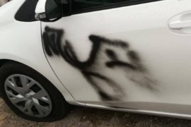Kombi išaran ustaškim i nacističkim simbolima u Splitu