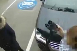 Punjačem za električna vozila htjele da naduvaju gume