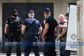 Đukanović bio u panciru, čuvale ga duge cijevi