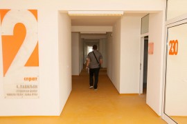 U Srpskoj pen­zi­oner­skim čekom plaćaju stu­de­njak