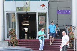 Istog dana vraćen u direktorsku fotelju u "Putevima RS" i smijenjen