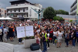 Prosvjetari u Bihaću zaprijetili generalnim štrajkom