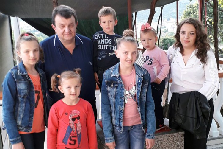 Ponosni otac osmog djeteta: Sretan sam i ni za šta se na svijetu ne bi mijenjao