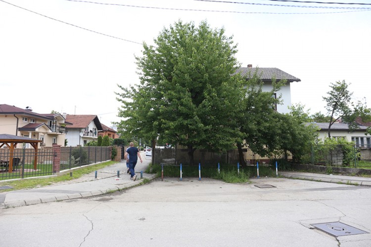 "Žuta kuća" koči brži saobraćaj