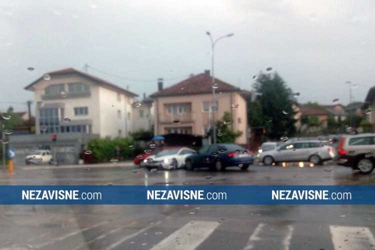 Zbog jake kiše nekoliko udesa u Banjaluci