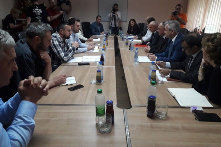U ponedjeljak nastavak pregovora o radu ArcelorMitala i sudbini radnika
