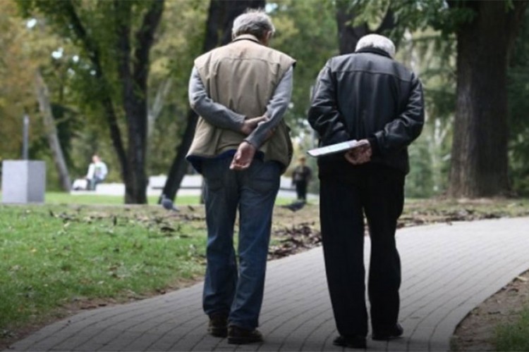 Zbog povećanog broja penzionera sve više pritiska na fondove