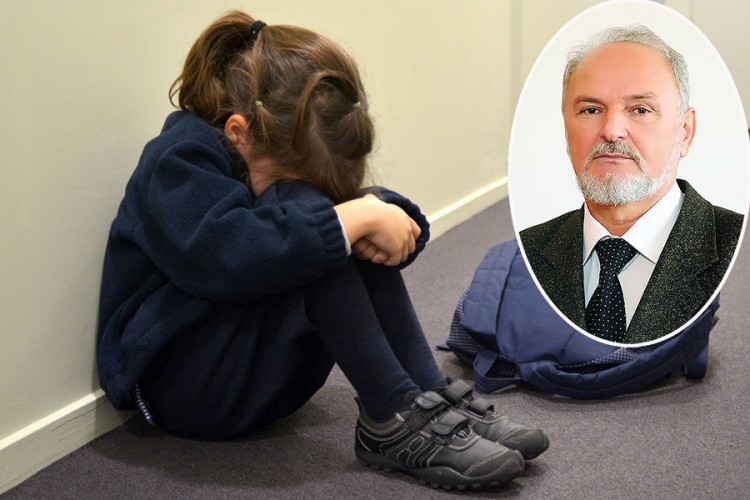 Učenice prijavile Suzića da im je pipkao drugaricu
