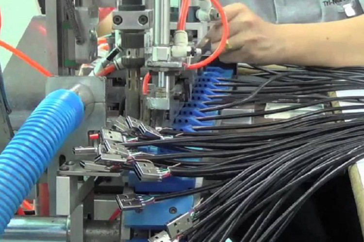 "Pletu" kablove za svjetske elektronske divove