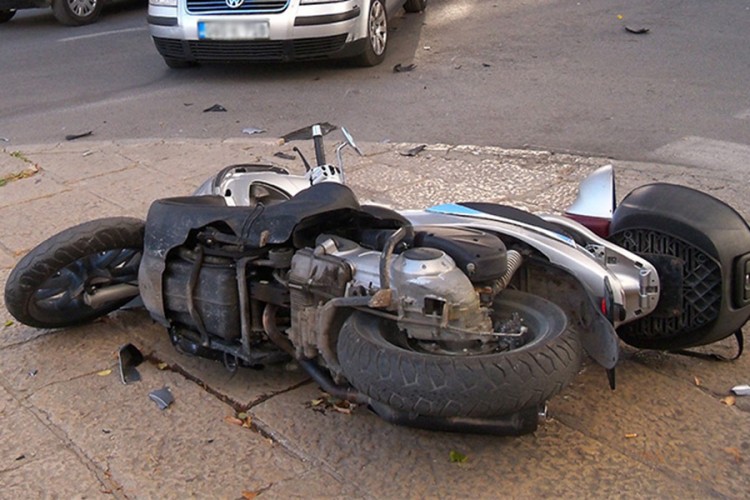 U dvije saobraćajke u Banjaluci povrijeđeni motoristi