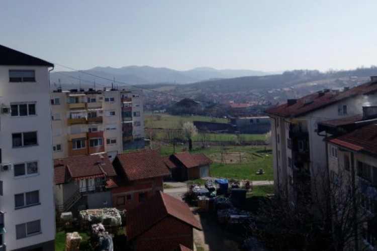 Grad zasuo Grabovicu, snažan vjetar u Kotor Varošu