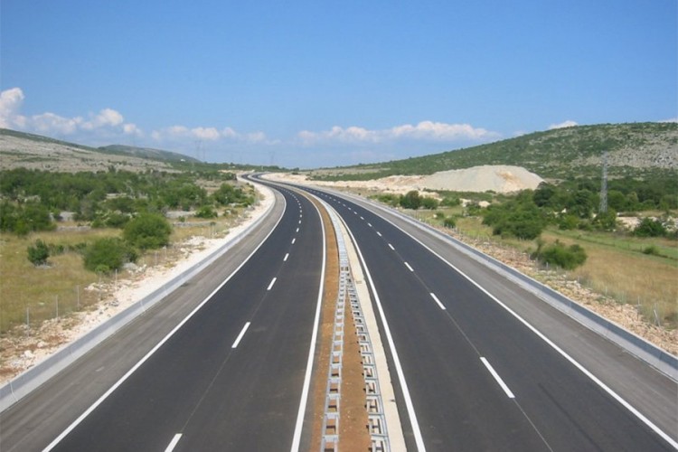 Prihvaćen ugovor o grantu za koridor "Pet ce"