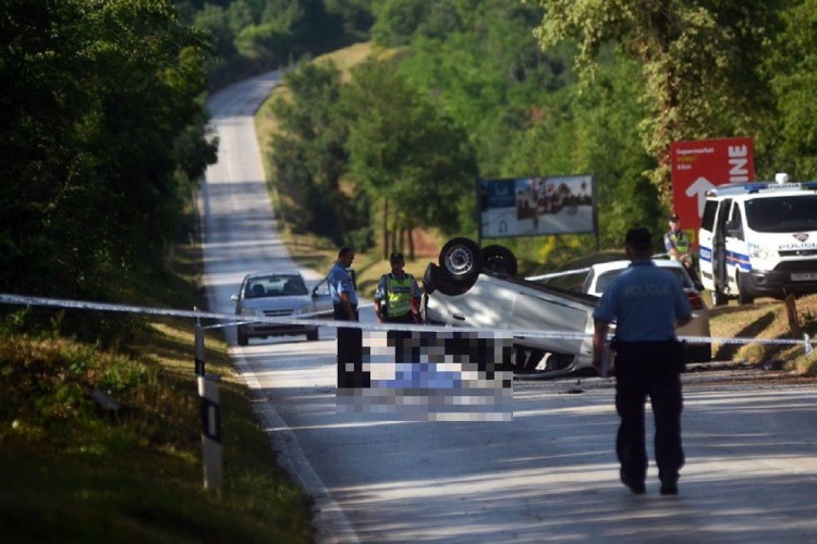 Istra: Policajac poginuo, policajka povrijeđena