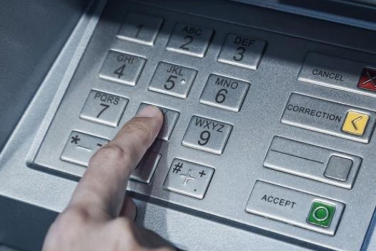 Eksplozija u Hadžićima, uništen bankomat